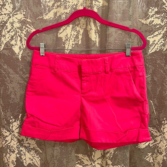Lilly Pulitzer Pants - Bright Pink. Lilly Pulitzer Palm Beach Fit Cuffed Short Shorts. Size 8.